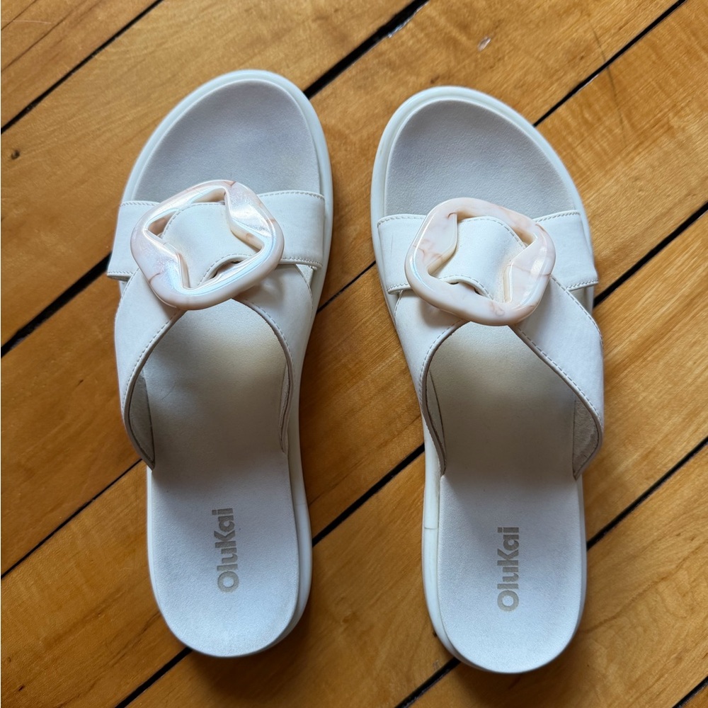 OluKai Women's Cream Slide Sandals with Decorative Accent